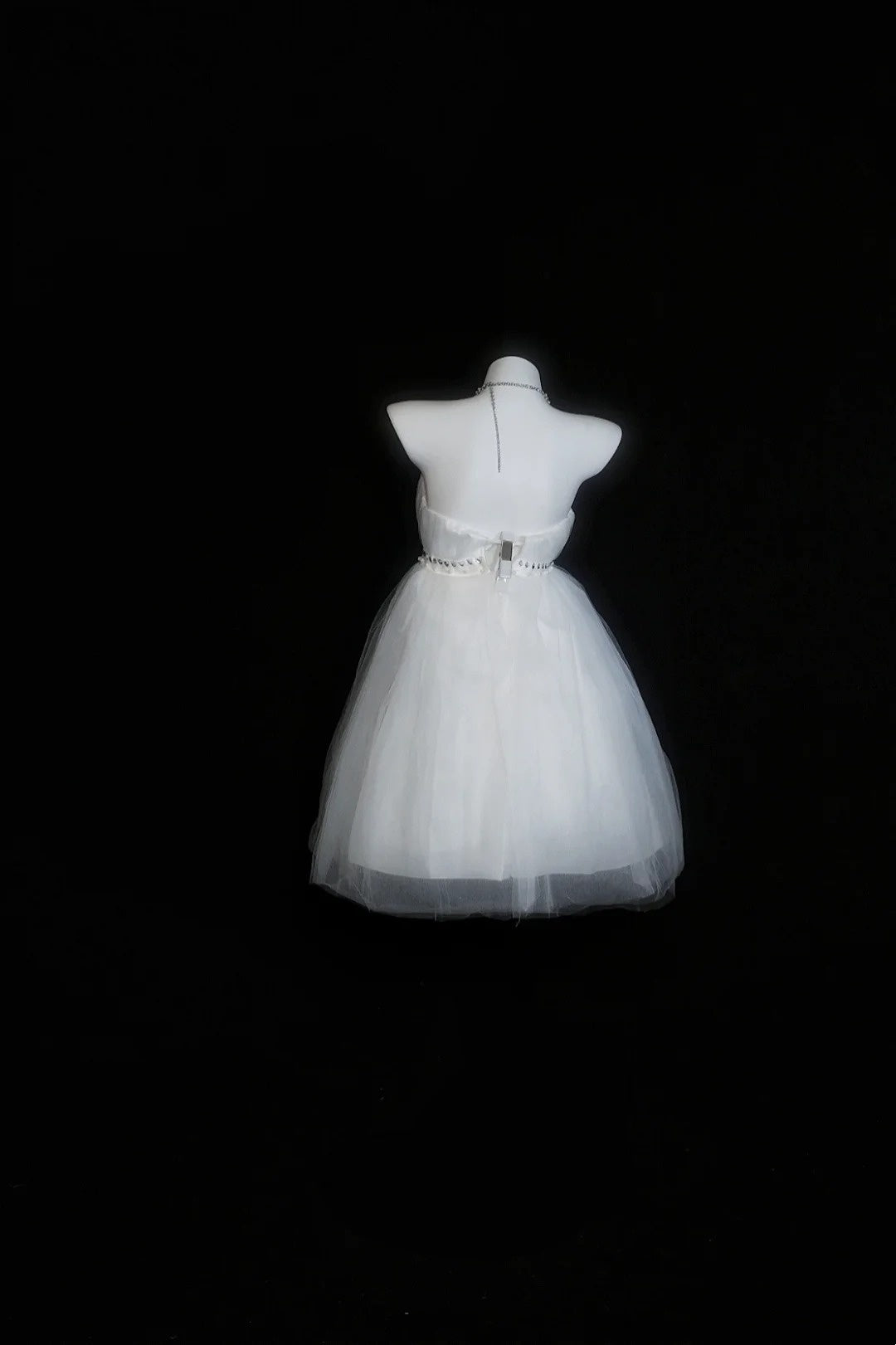 White Strapless Tulle Mini Dress Rhinestone Waist Homecoming Dress F0255