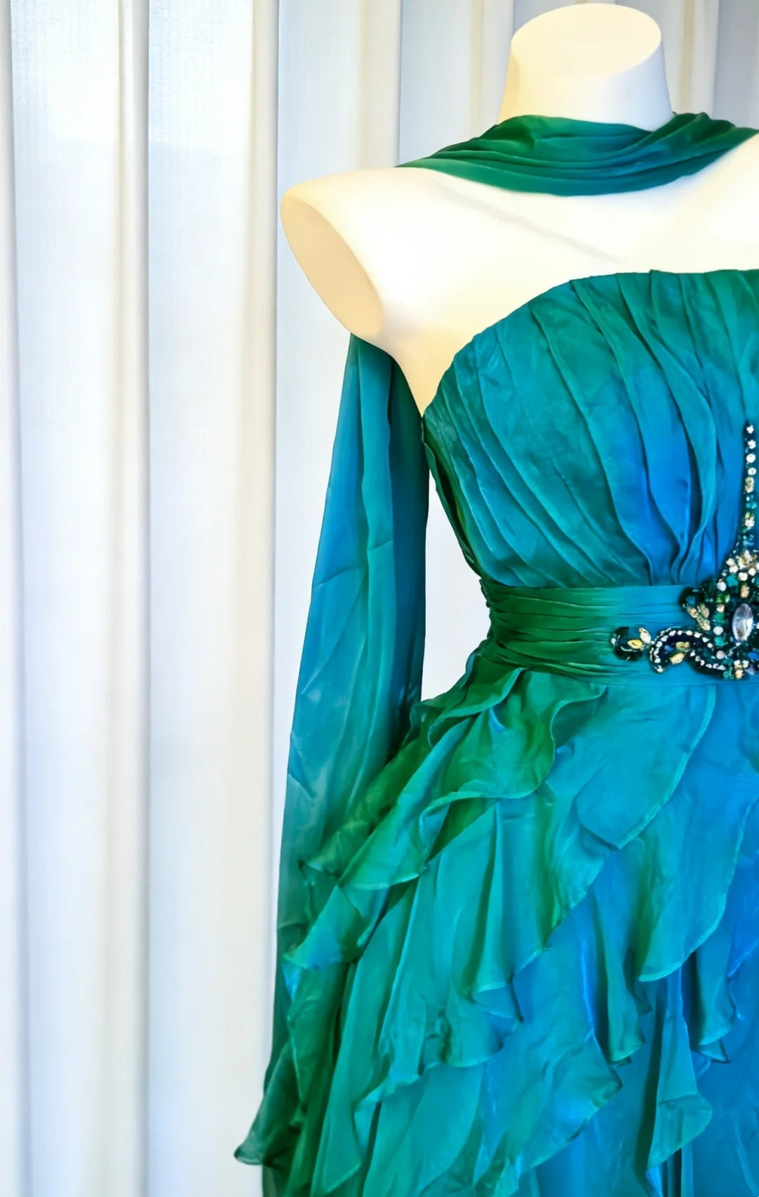Green‑Blue Ombre Chiffon Homecoming Dress Beaded Ruffled Short Party Gown F0022