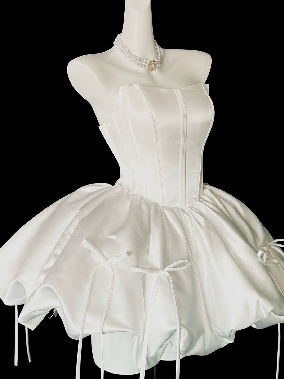 Strapless Satin Puffy Mini Homecoming Dress With Side Bows F0311