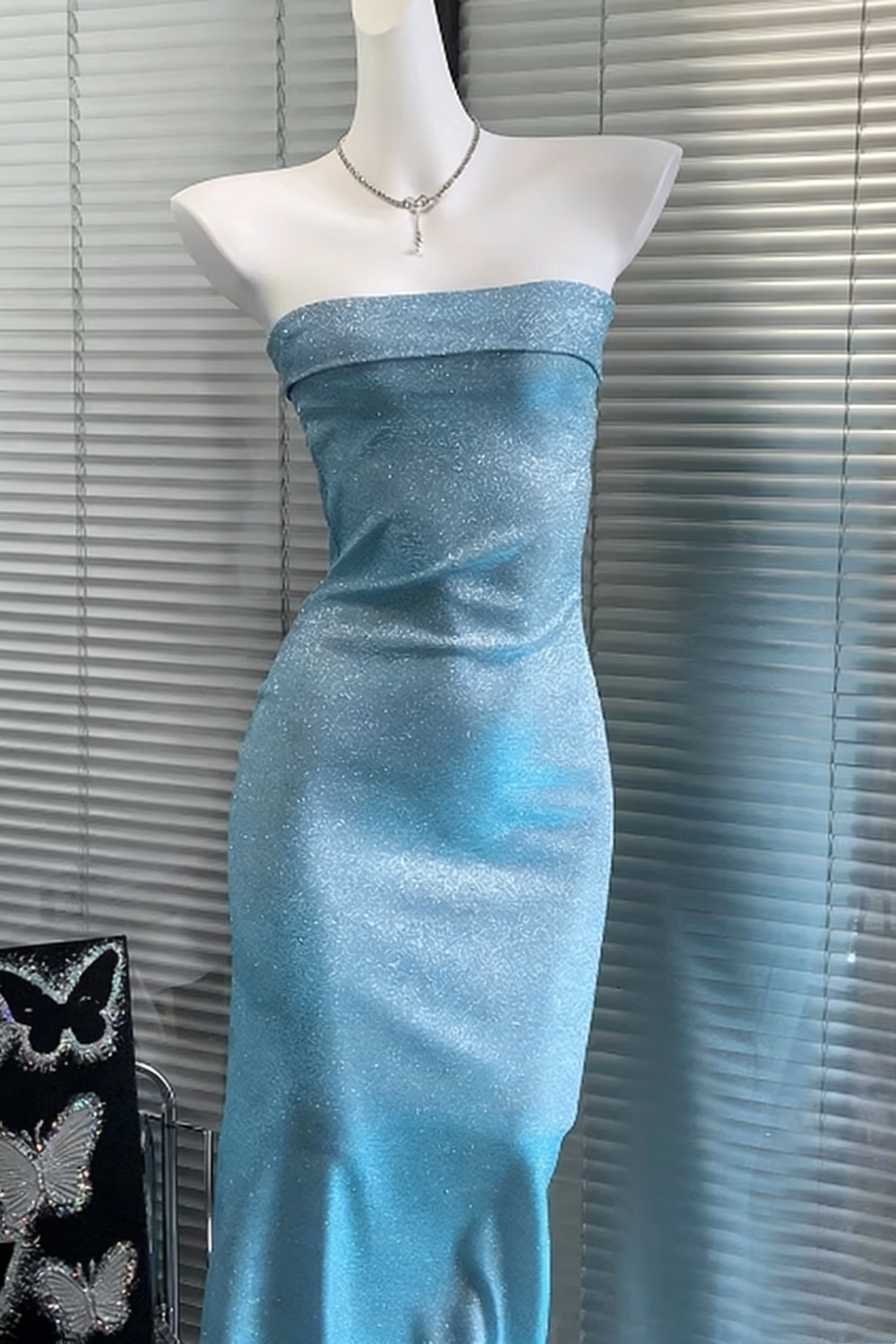 Sexy, Slim-Fit, and Elegant Strapless Dress Shimmering Blue Glitter Evening Gown Party Attire FD022