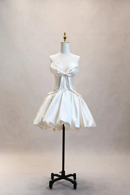 White Satin Strapless Homecoming Mini Dress 3D Big Bow Puffy Short Wedding Cocktail Gown F0016