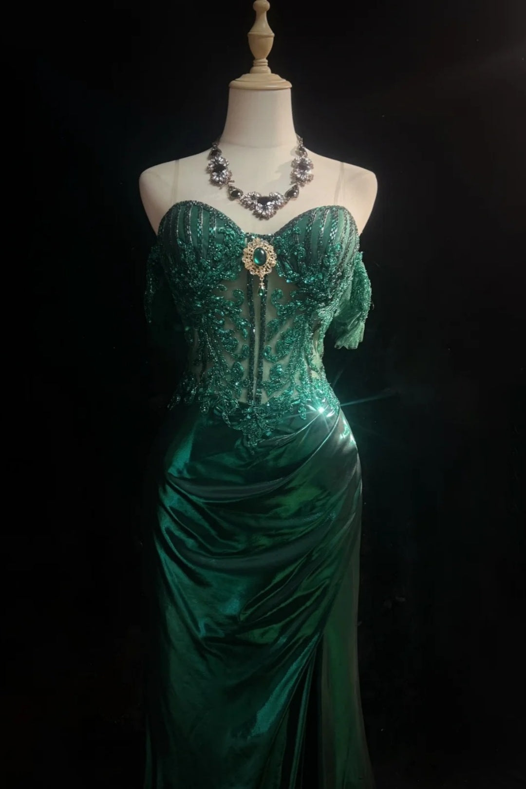 Off‑Shoulder Corset Mermaid Gown Beaded Metallic Emerald Formal Dress F0084