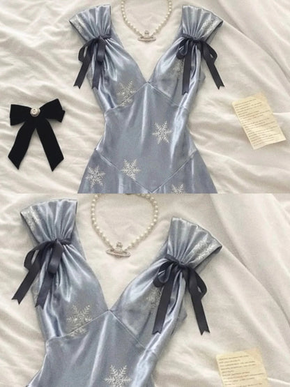 Misty Silver Blue Snowflake V-Neck Vintage Ruffle Long Dress F0274