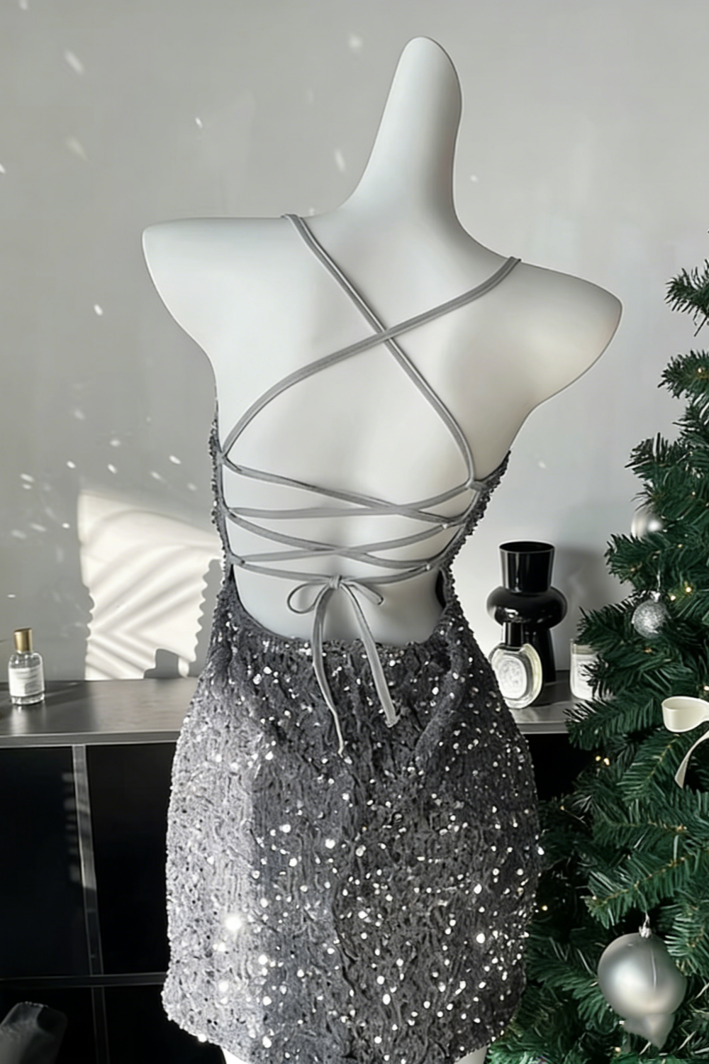 Sparkling sequined halter top birthday dress, sequined mini dress, backless sexy short party dress 007