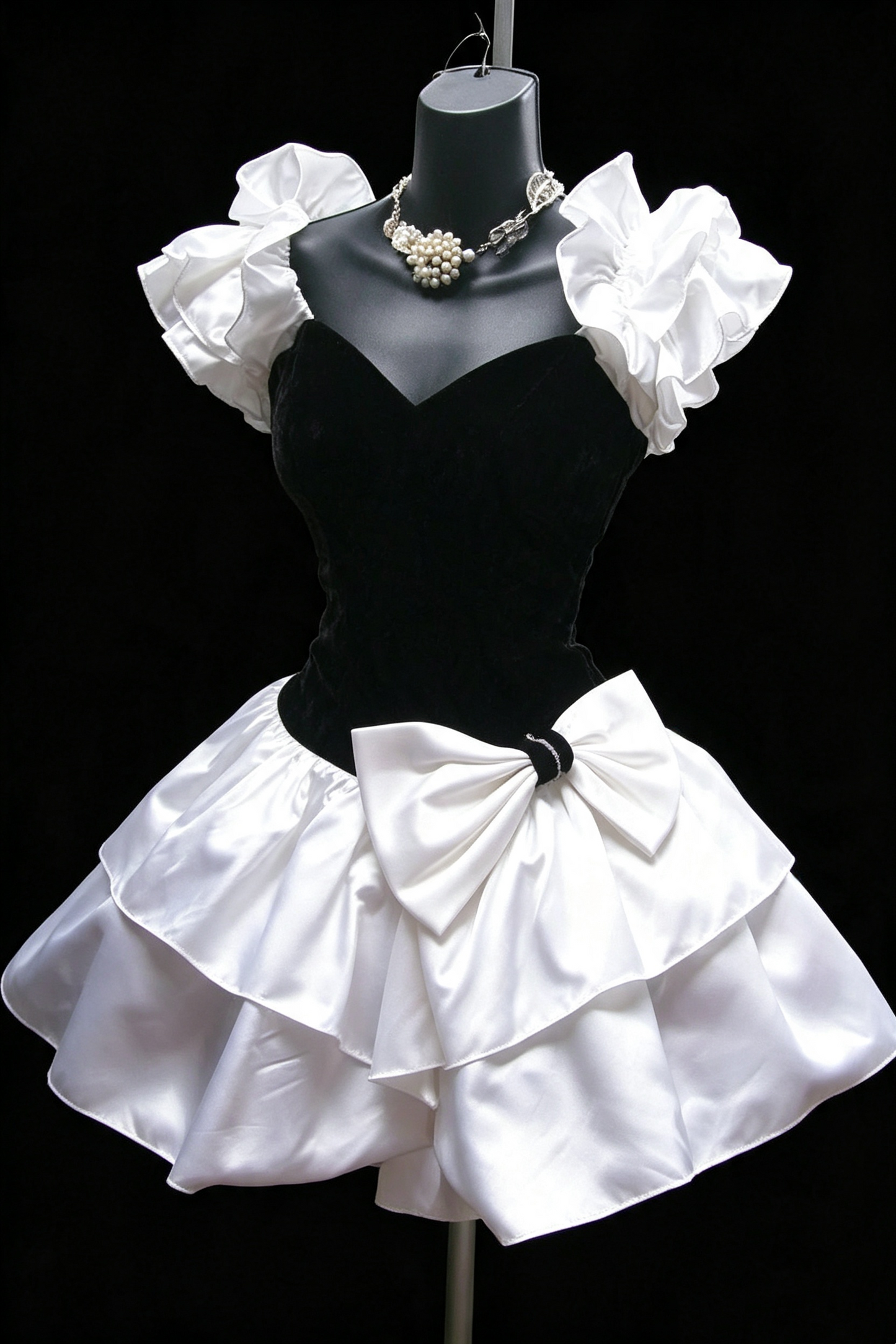 Black Velvet White Satin Homecoming Mini Dress Ruffle Puff Sleeve With Big Bow Cocktail Gown F0014