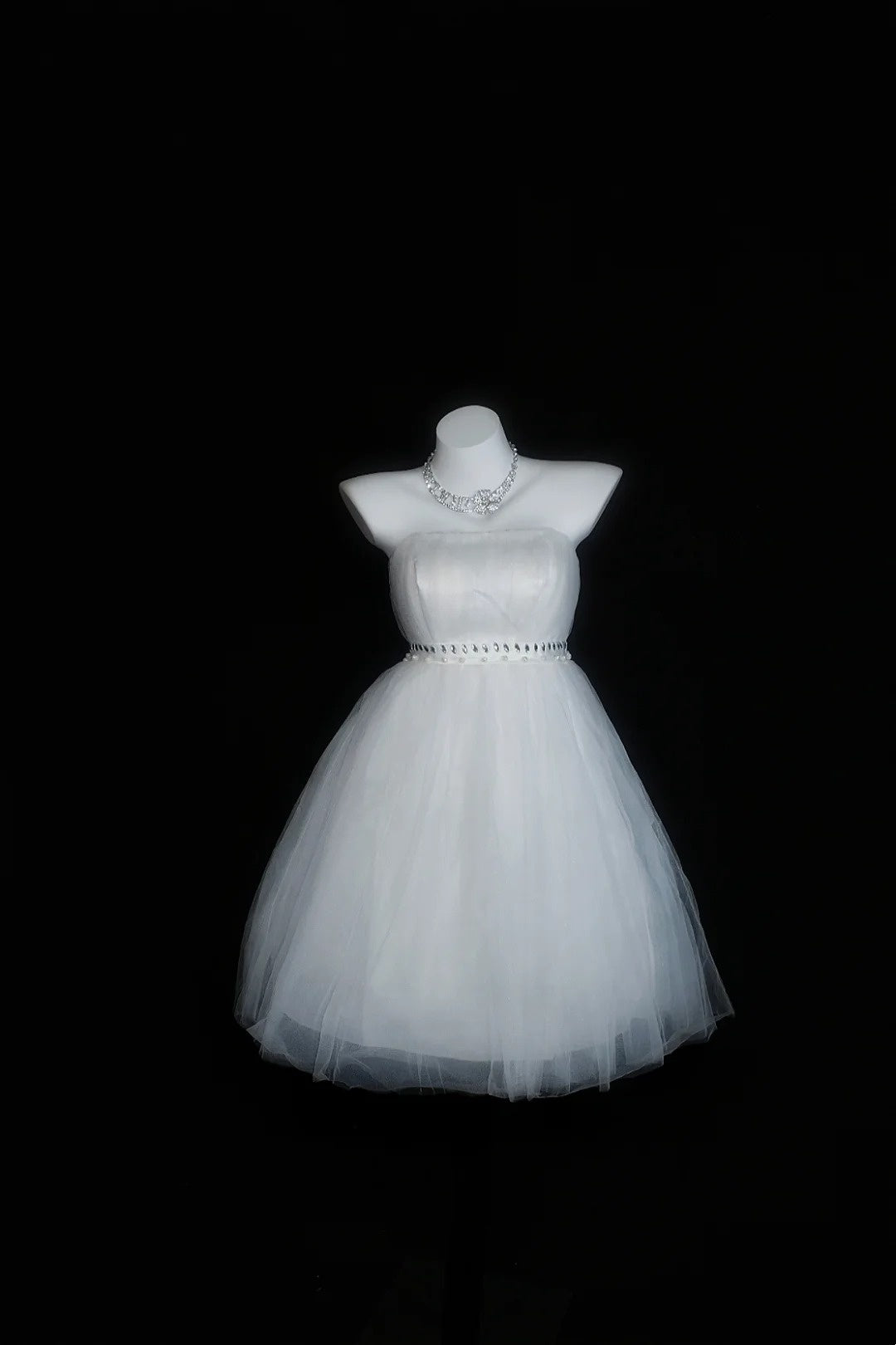 White Strapless Tulle Mini Dress Rhinestone Waist Homecoming Dress F0255