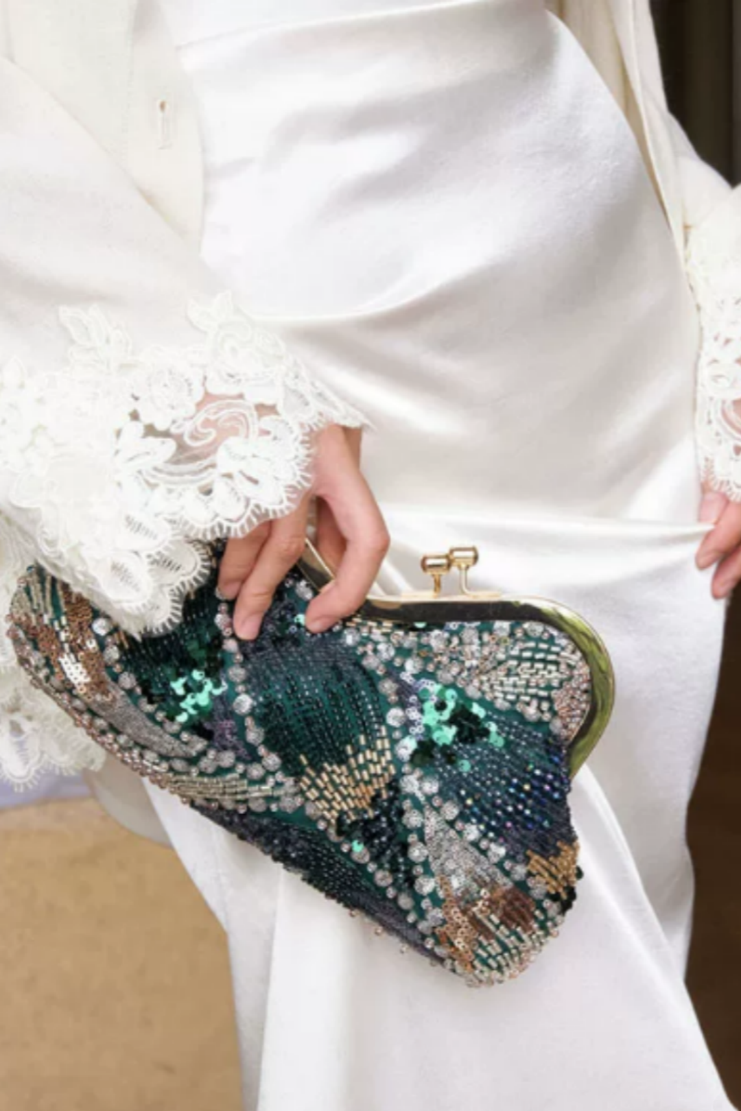 Beaded Sequin Evening Clutch, Wavy Gold Frame Party Handbag B009