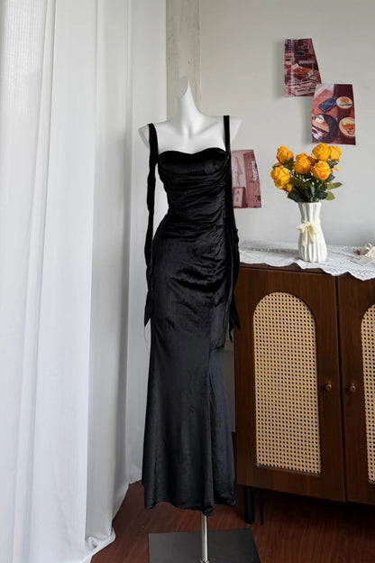 Black Velvet Mermaid Evening Dress, Sweetheart Open Back Formal Gown F0414