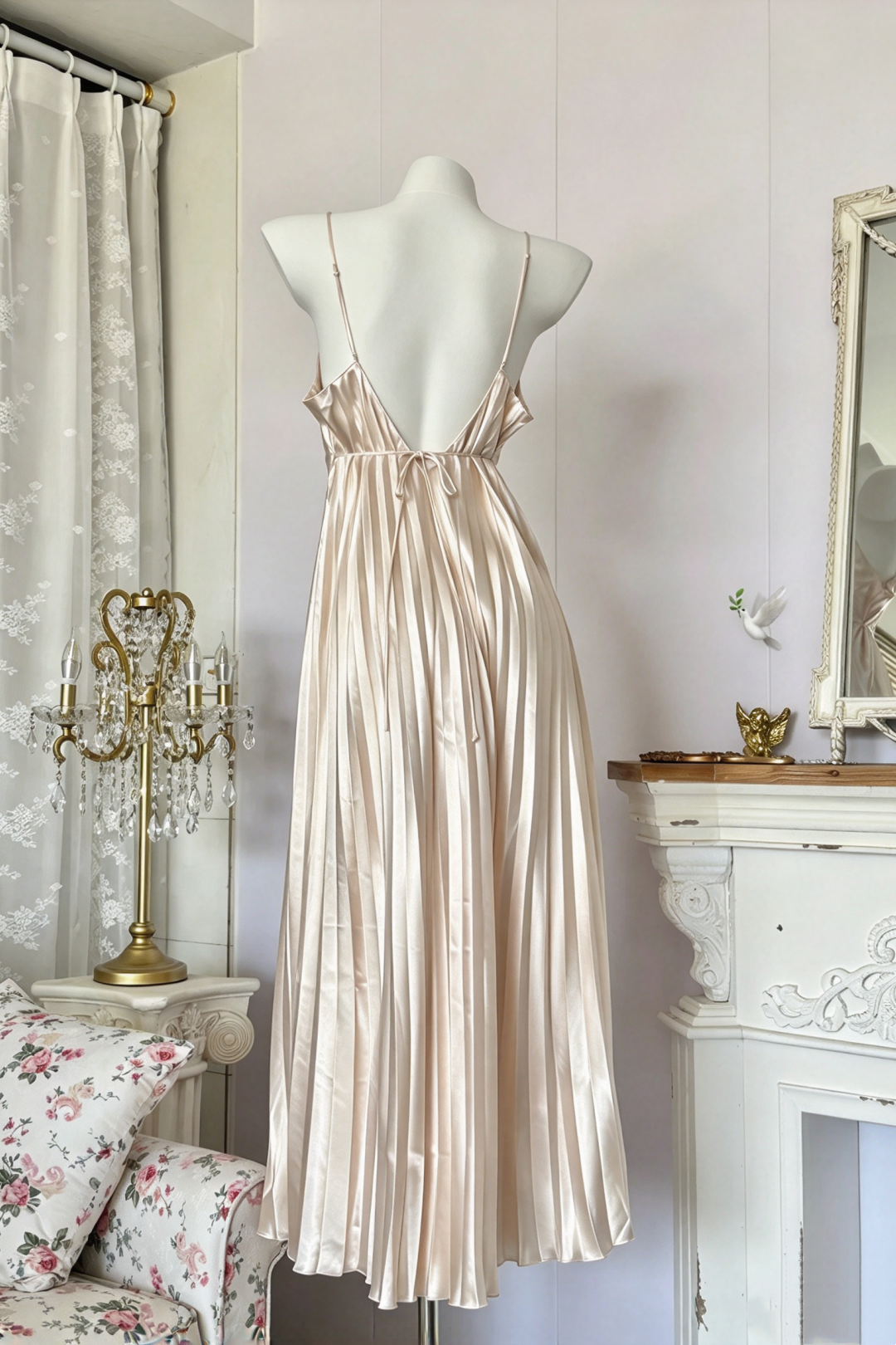 Champagne Back Tie Satin Pleated Bridesmaid Dres F0389