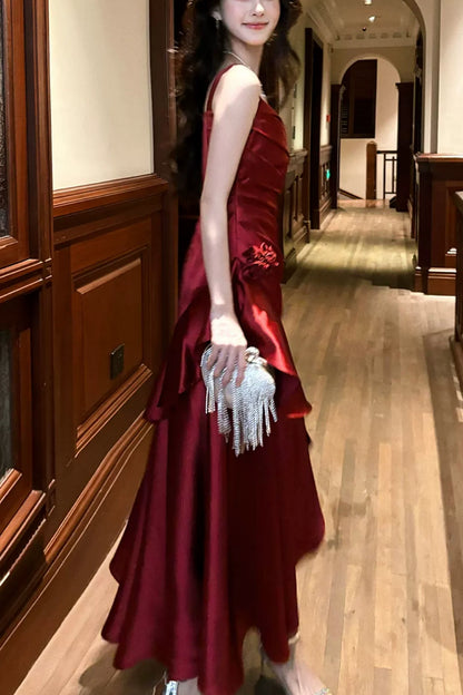 French-style red satin dress for women – a sophisticated, ruffled gown perfect for birthdays L002