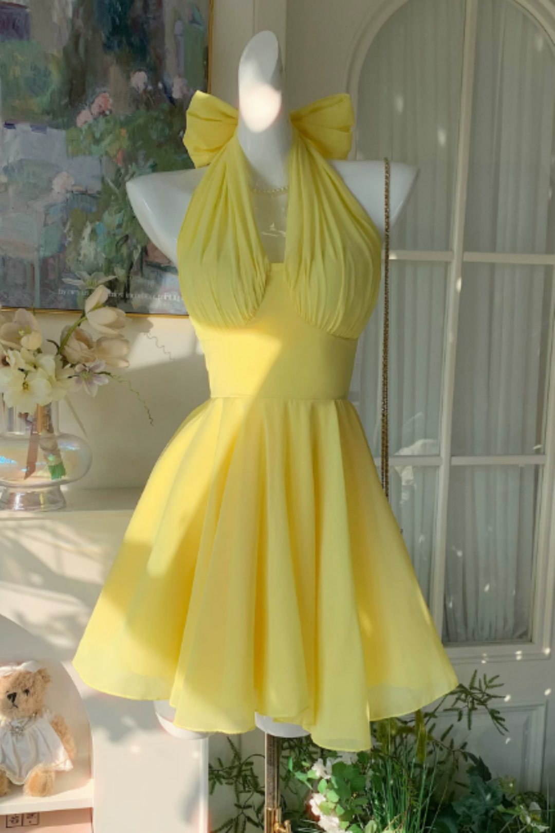 Summer Dress Yellow Halter Short Dress With Large Back Bow For Garden Party F0037