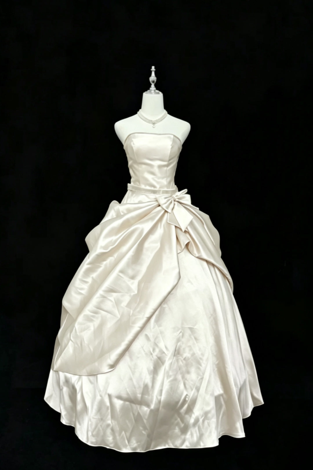 （Proprietary Color）Quinceanera Dress Satin Strapless Ball Gown With Rhinestone Belt Big Bow Formal Princess Dress F004