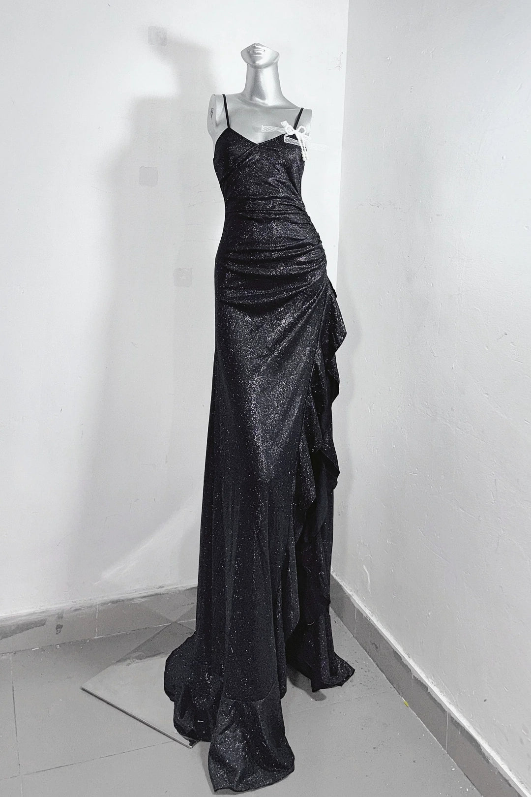 Elegant black glitter mermaid dress with thin spaghetti straps, side ruched waist and asymmetrical ruffle high slit floor-length Dress  F0285
