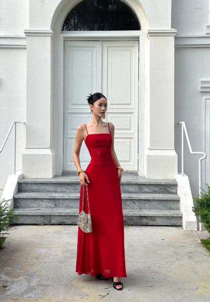 Red Spaghetti Strap Waist-Cinching Open Back Maxi Dress for Evening Party Formal Events  FD013