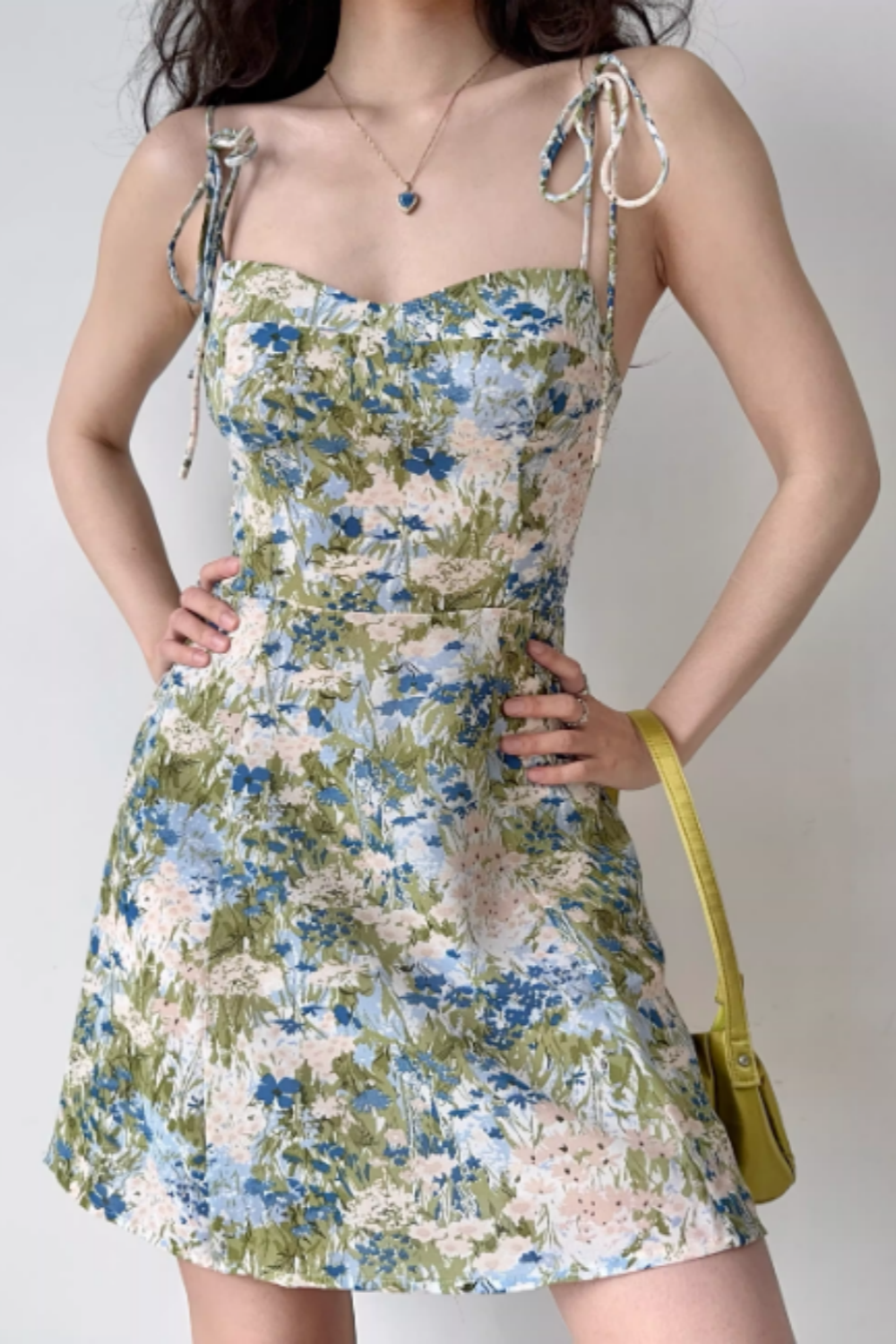French Retro-Style Women's Summer Sundress Printed A-Line Mini Dress with Shoulder Straps, Slim-Fit and Waist-Cinching 002