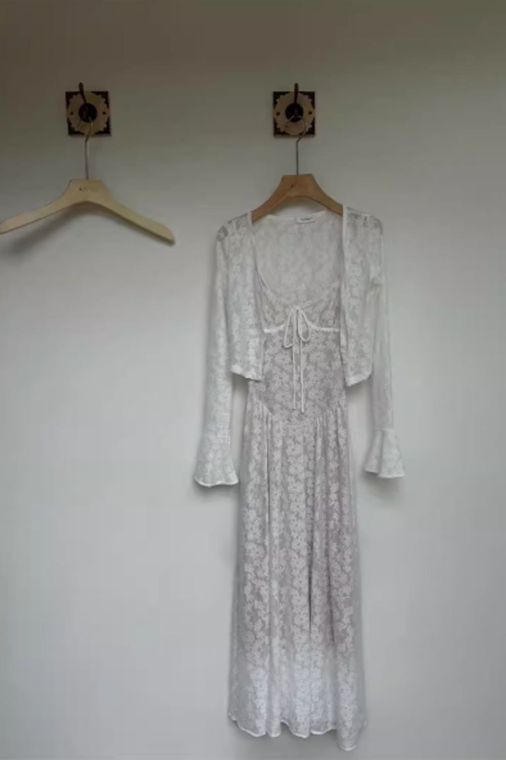 Women's Lace Stretch Jacquard Slip Dress Vintage Floral Pattern, Waist-Cinching, Slimming Maxi Dress 004