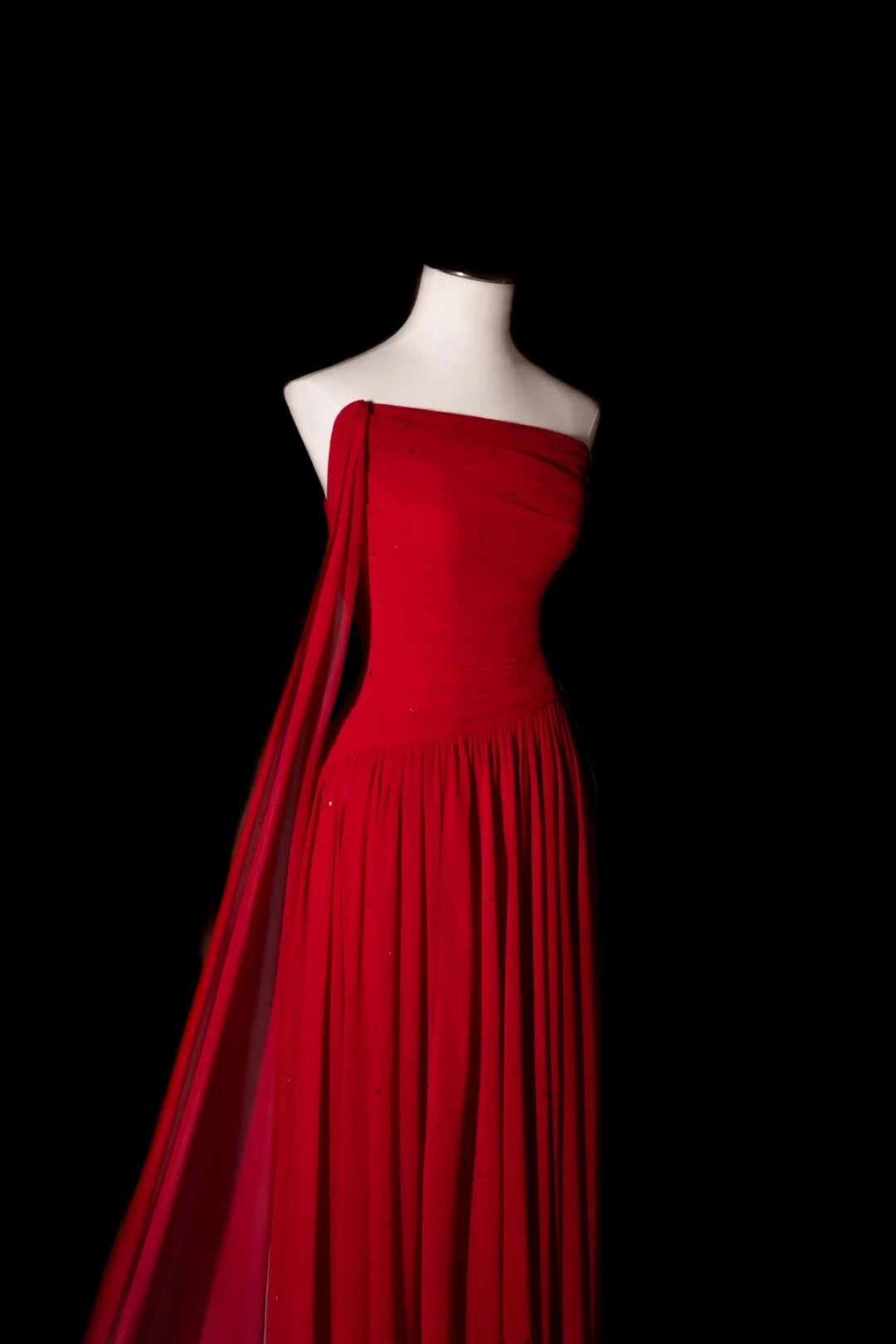 Red Chiffon Strapless Evening Gown With Flowing Sash F0373