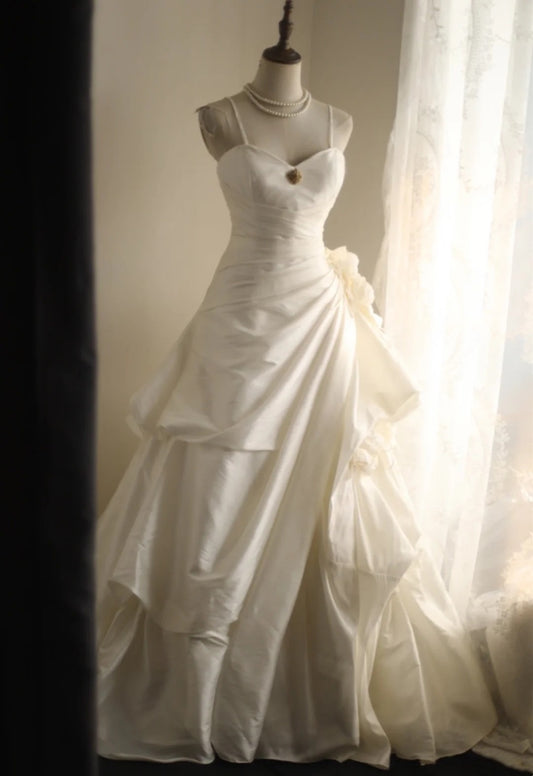 Spaghetti Strap White Satin Wedding Gown 3D Floral A-Line Dress F0381