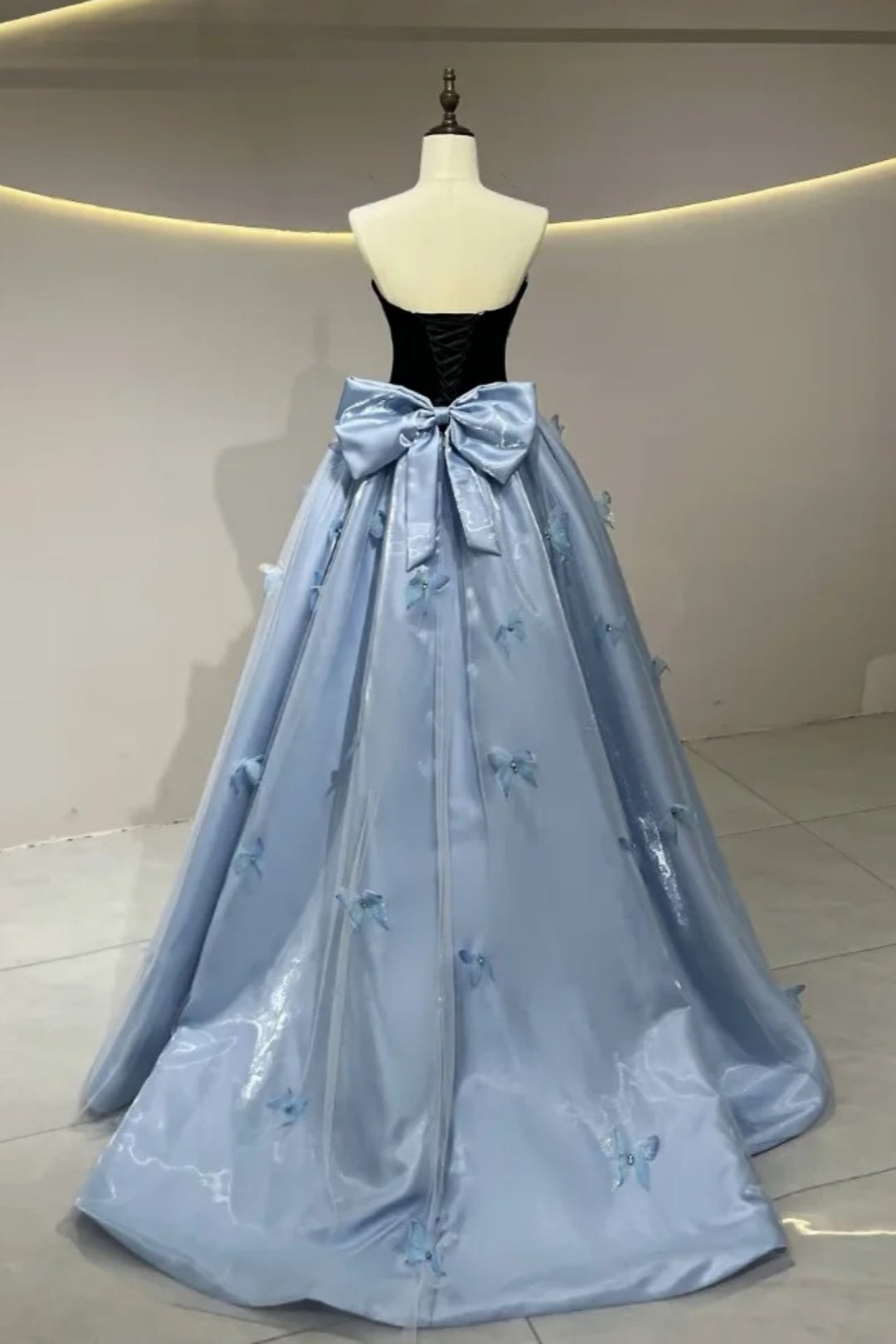 Strapless Cutout Ball Gown With 3D Butterflies & Big Satin Bow Evening Dress F0353