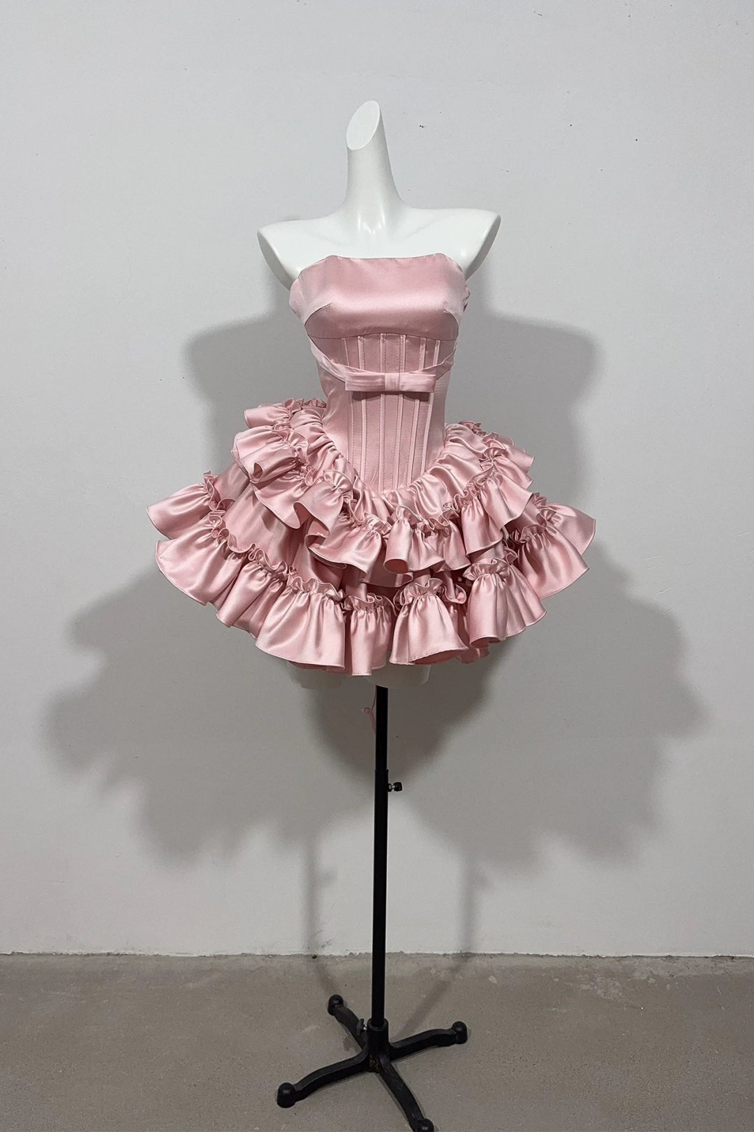 Strapless Satin Ruffled Mini Homecoming Dress With Waist Bow F0313