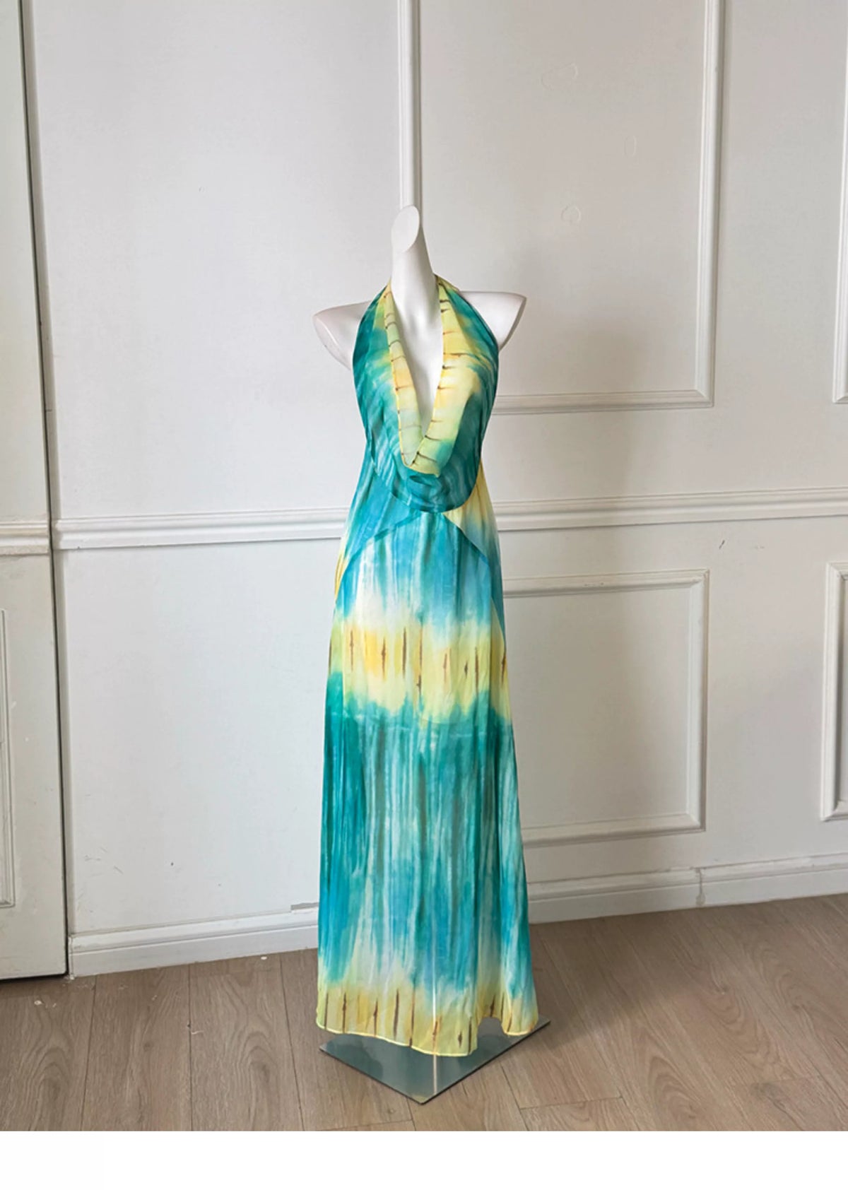 Tie Dye Halter Backless Vacation Beach Maxi Dress F0490