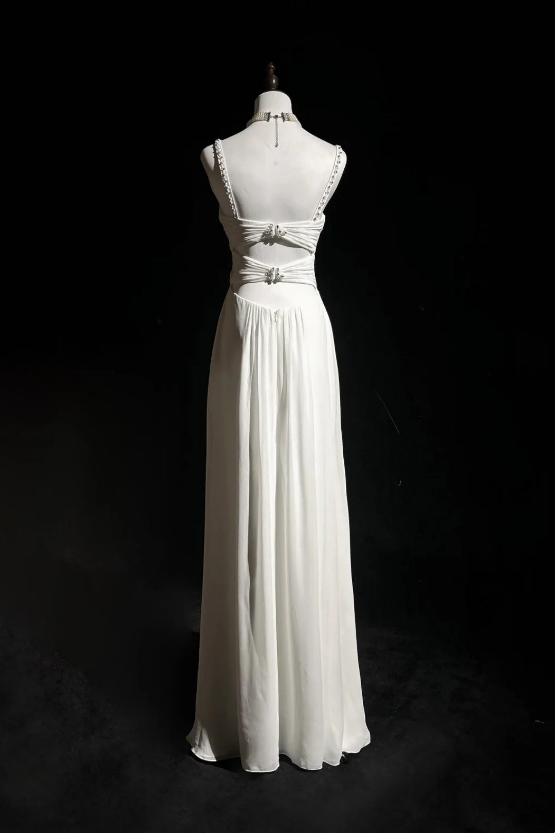 V-Neck Chiffon Wedding Gown Beaded Spaghetti Strap Cutout Back Dress F0382