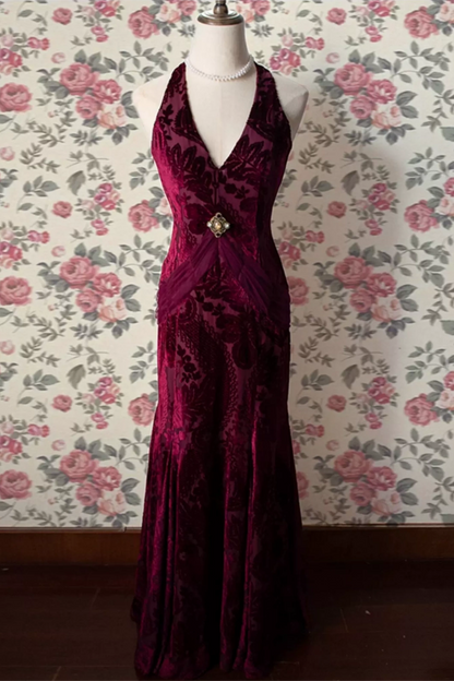 Beautiful Vintage-Style Burgundy Velvet Long Evening Gown L016