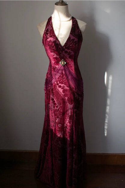 Beautiful Vintage-Style Burgundy Velvet Long Evening Gown L016