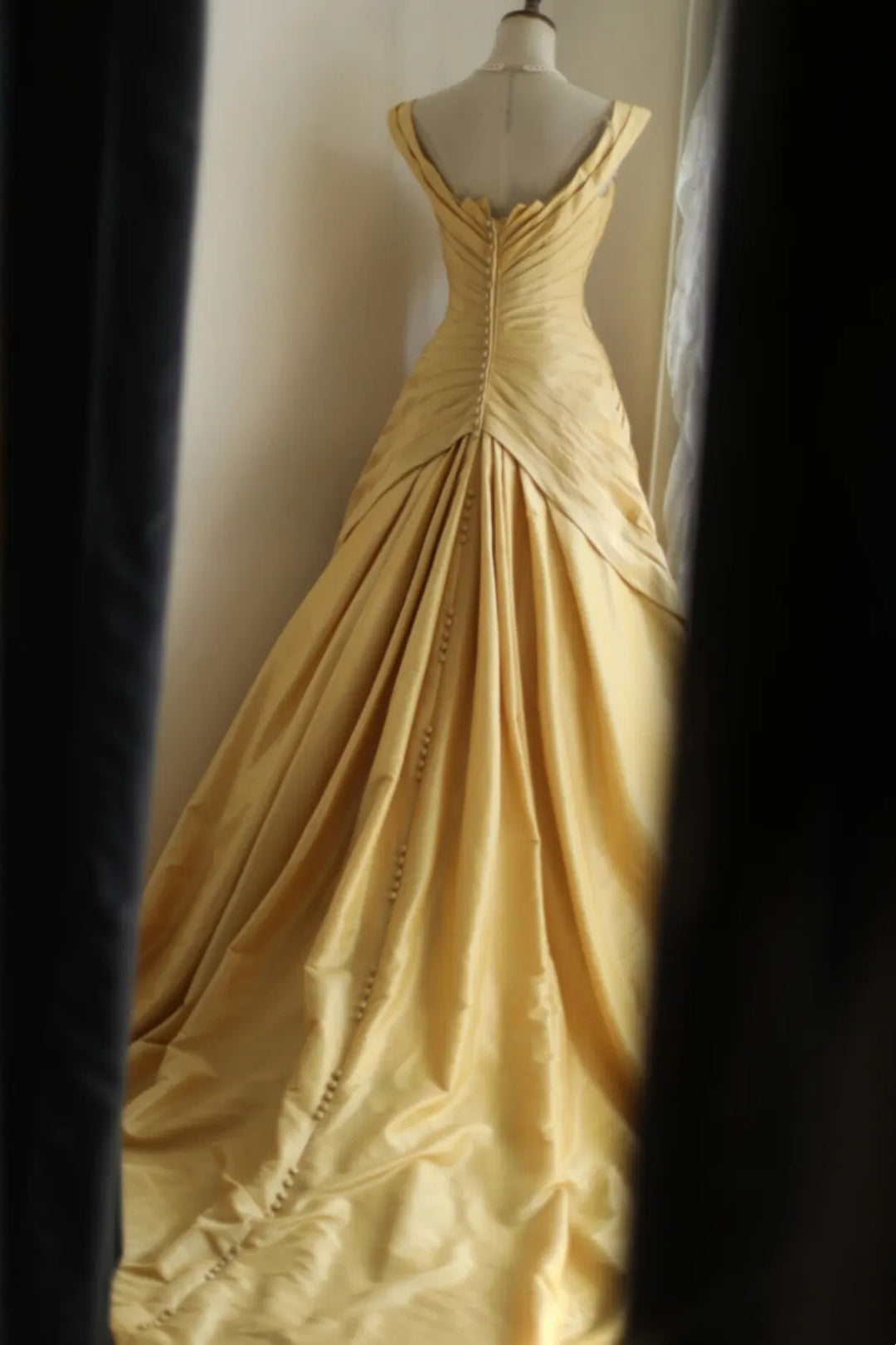 Vintage Gold Satin A-Line Gown Cap Sleeve Pleated Formal Dress F0380