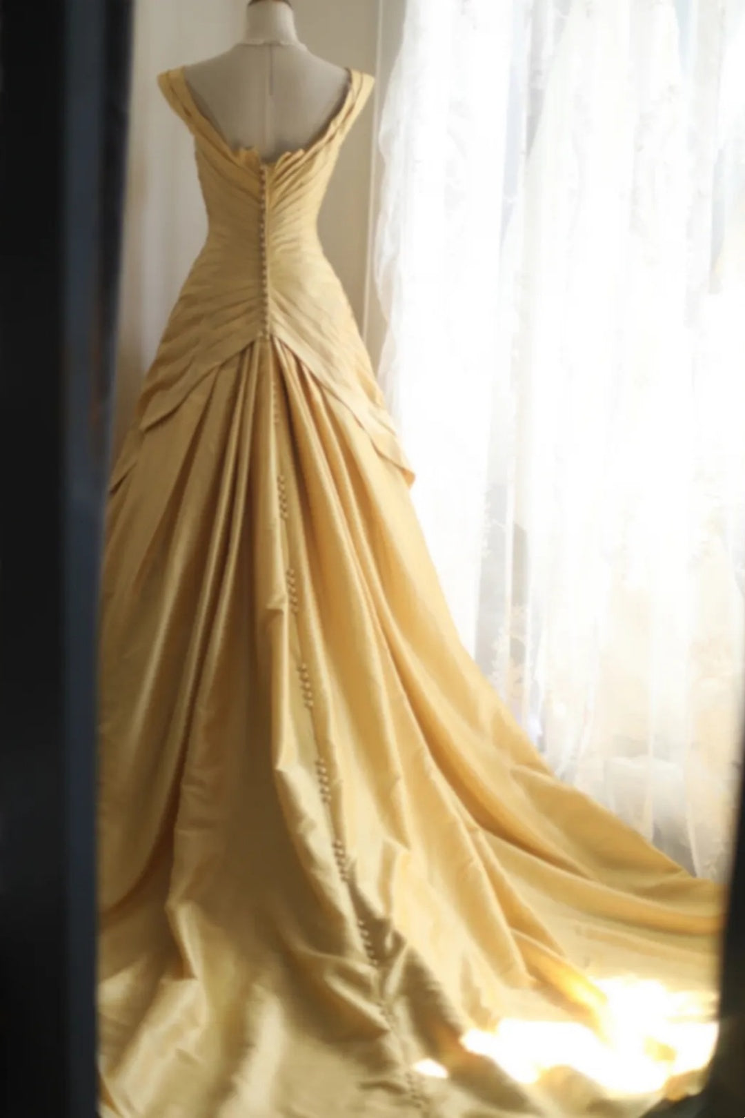 Vintage Gold Satin A-Line Gown Cap Sleeve Pleated Formal Dress F0380