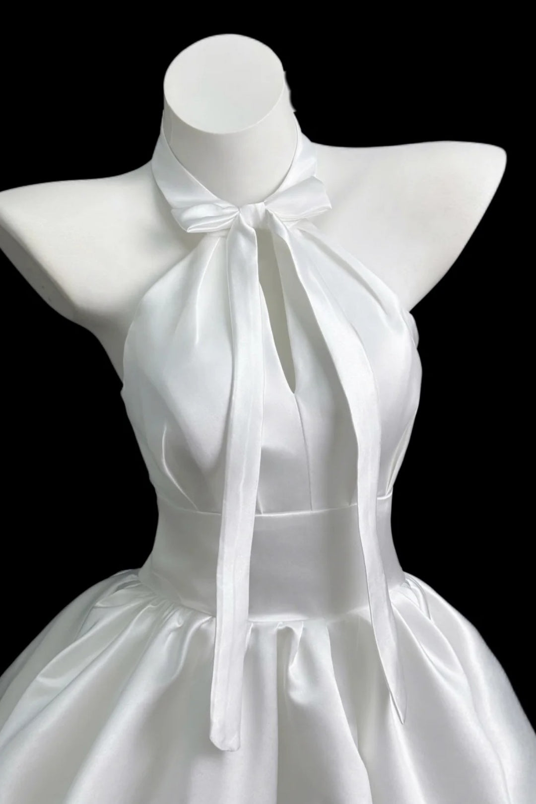 White Satin Halter Short Dress With Front Bow & Keyhole Neck F0364